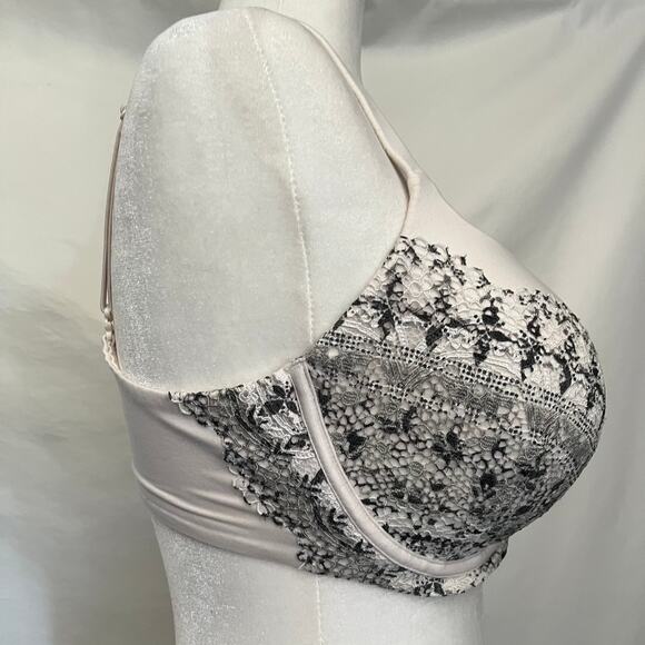 Victoria Secret Body by Victoria Bra Size 34DDD Lined Demi Double Cream Lace - Picture 2 of 16